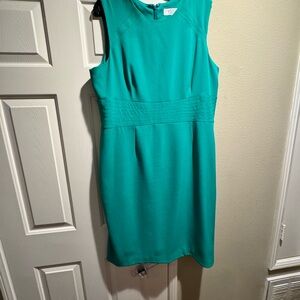 Kasper Green Sleeveless Dress